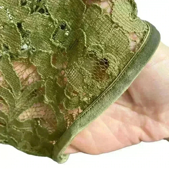 Edge by Jen Rade Dress. Olive Green Lace w Tan lining. Size 8. - Picture 6 of 14